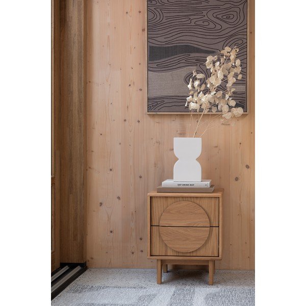 Natúr színű éjjeliszekrény tölgyfa dekorral Groove – Zuiver-image-1