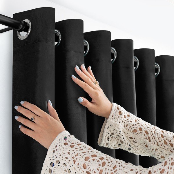 Fekete bársony dimout (részleges sötétítő) függöny 200x175 cm Velto – Filumi-image-2