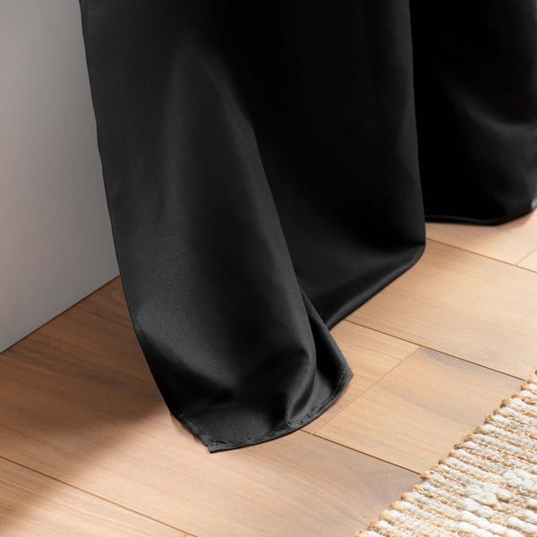 Fekete mikroszálas függöny 140x280 cm Absolu – douceur d'intérieur-image-4