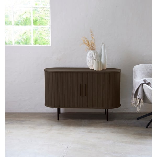 Barna komód tolóajtóval, tölgyfa dekorral 120x76x45 cm Nola – Unique Furniture-image-1