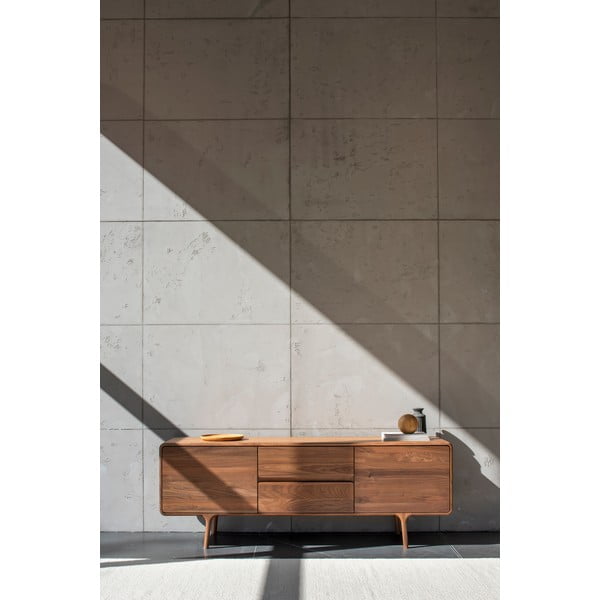 Barna diófa TV-állvány 180x65x45 cm Fawn – Gazzda-image-1