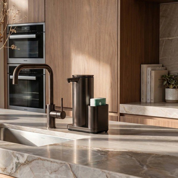 Bronzszínű automata fém mosogatóeszköz tartó – simplehuman-image-2