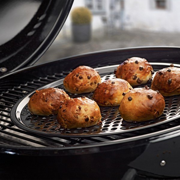 Perforált grillező lap – Outdoorchef-image-2