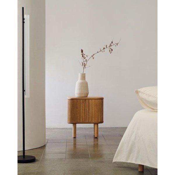 Natúr színű éjjeliszekrény kőrisfa dekorral Mailen – Kave Home-image-1