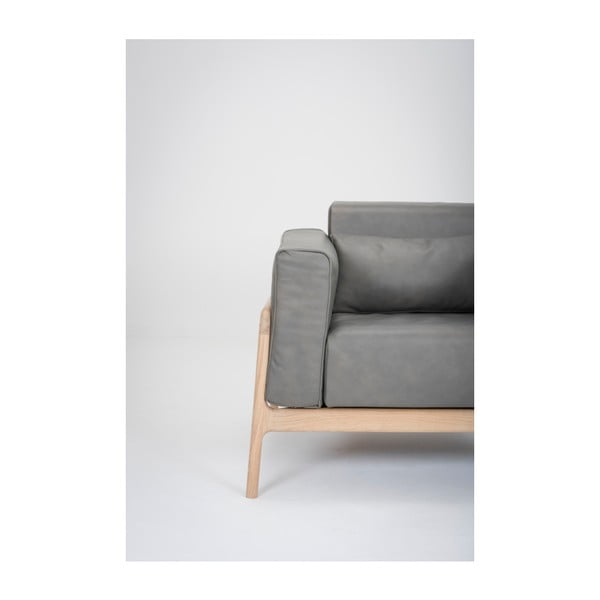 Fawn fotel tömör tölgyfa konstrukcióból sötétszürke bivalybőr ülőpárnával - Gazzda-image-2