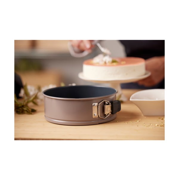 Acél sütőforma tortához ø 24 cm – Blomsterbergs-image-1