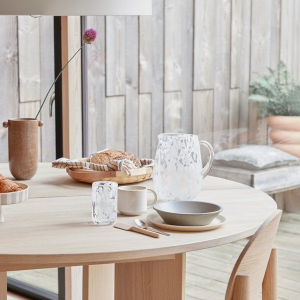 Világos natúr színű kőrisfa étkezőszék Oy – OYOY Living Design-image-3