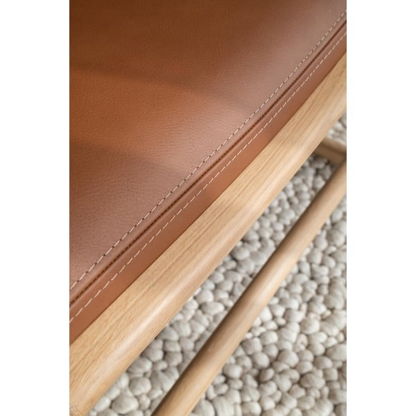 Dedo tömör tölgyfa szerkezetű zsámoly barna bivalybőr ülőkével - Gazzda-image-4