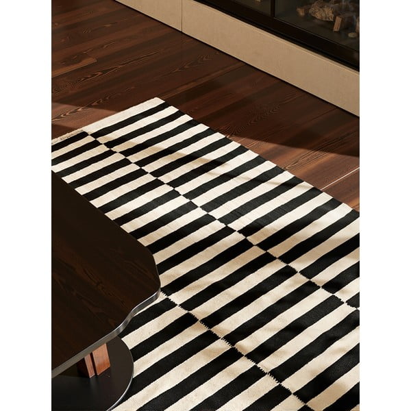 Fekete-fehér kétoldalas kézi szövésű gyapjú szőnyeg 160x230 cm Donna – Hanse Home-image-3