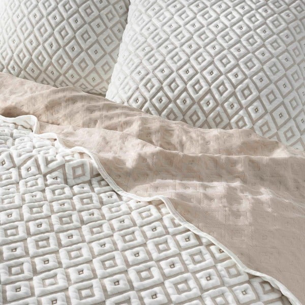 Fehér-bézs mikroszálas ágytakaró és párnahuzat szett 220x240 cm Joana – douceur d'intérieur-image-1