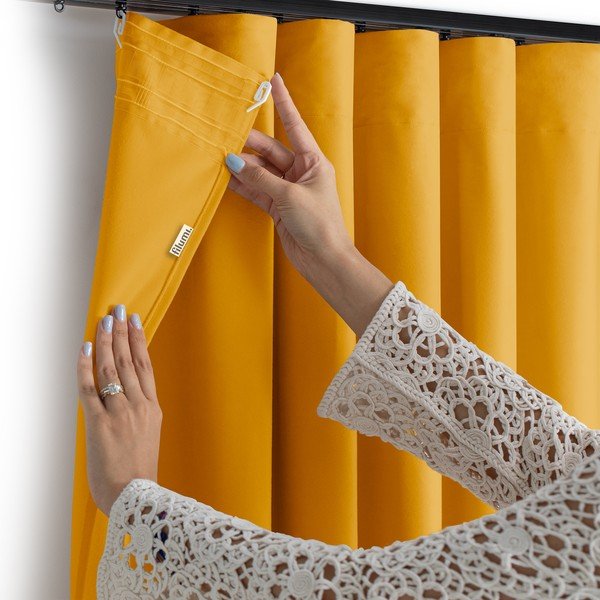 Mustársárga bársony dimout (részleges sötétítő) függöny 400x175 cm Velto – Filumi-image-3
