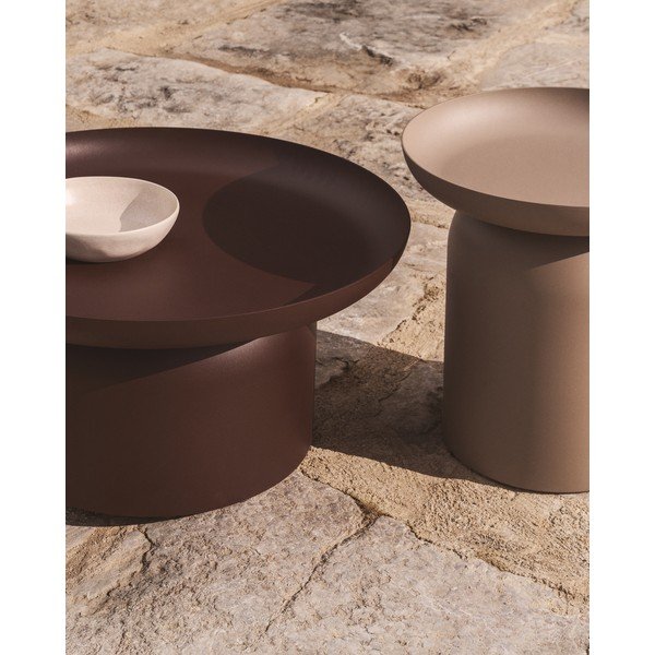 Fém kerek kerti dohányzóasztal ø 70 cm Arcola – Kave Home-image-1