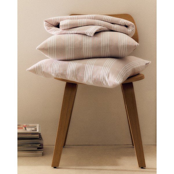 Piros-fehér pamut steppelt ágytakaró 240x260 cm Macie – Kave Home-image-4