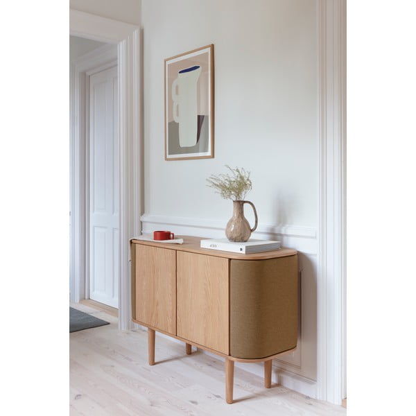 Natúr színű-világosbarna alacsony komód tölgyfa dekorral 109x75 cm Treasures – UMAGE-image-1