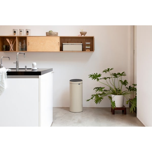 Bézs acél érintésre nyíló szemetes 30 l Touch Bin – Brabantia-image-1