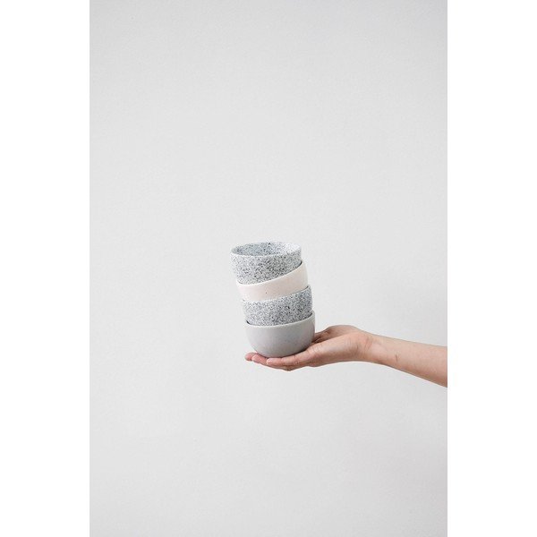 Mess fekete-fehér agyagkerámia széles bögre, 200 ml - ÅOOMI-image-1