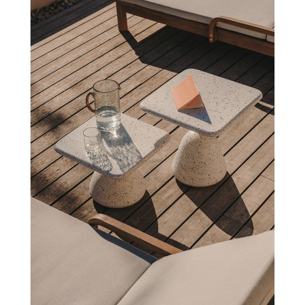 Fehér terrazzo cement dohányzóasztal 48x48 cm Saura – Kave Home-image-1