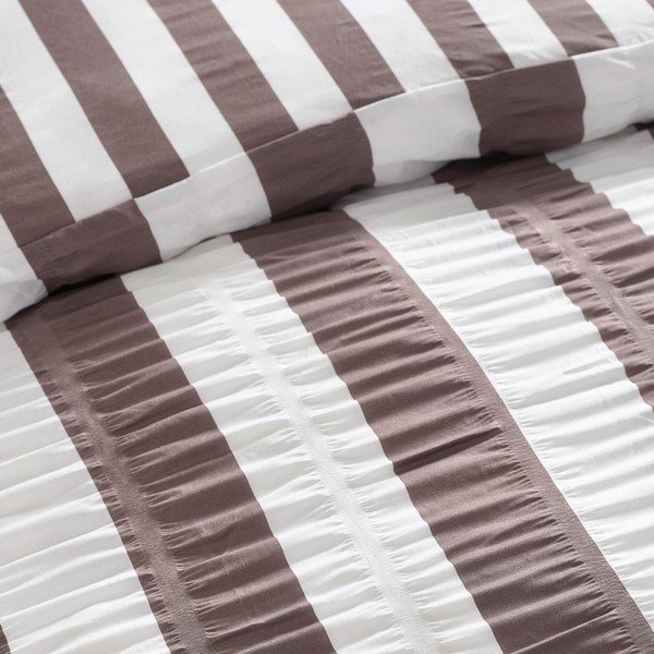 Sötétbarna kétszemélyes ágyneműhuzat 200x200 cm Seersucker Frill Stripe – Catherine Lansfield-image-3