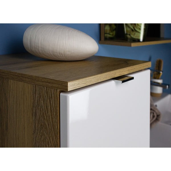 Mauresa fehér szekrény tölgyfa díszítéssel, magasság 120 cm - Germania-image-3