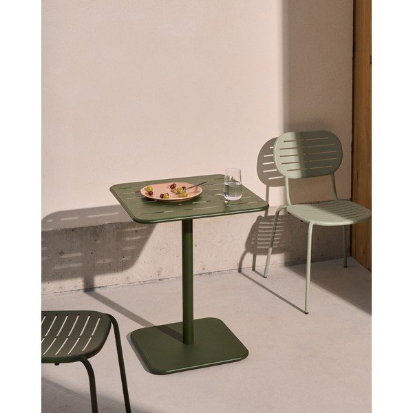 Acél kerti étkezőasztal 70x70 cm Brai – Kave Home-image-1