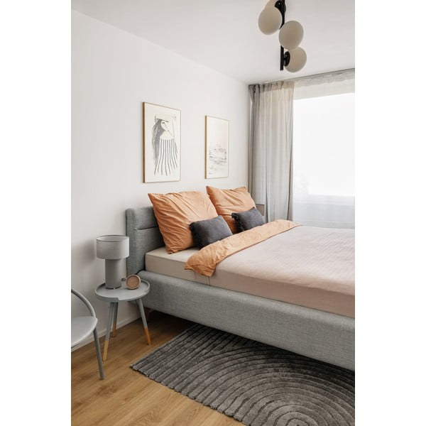 Szürkéskék kárpitozott ágyneműtartós franciaágy ágyráccsal 140x200 cm Lotte – Meise Möbel-image-1