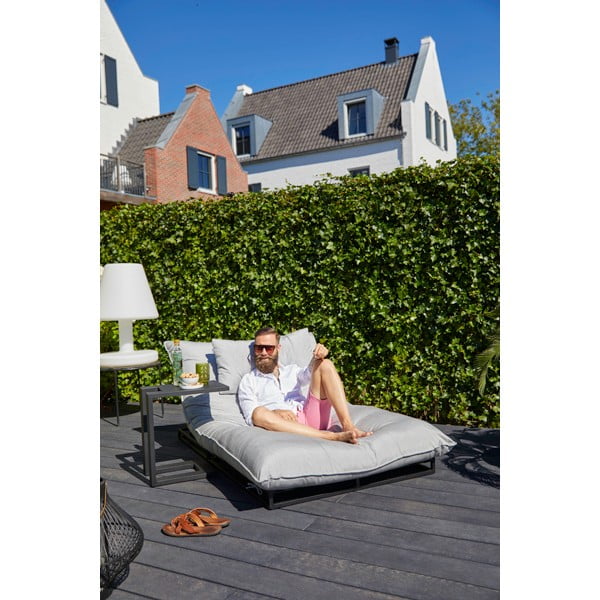 Világosszürke fém-párnázott kerti napozóágy Emma – Hartman-image-4