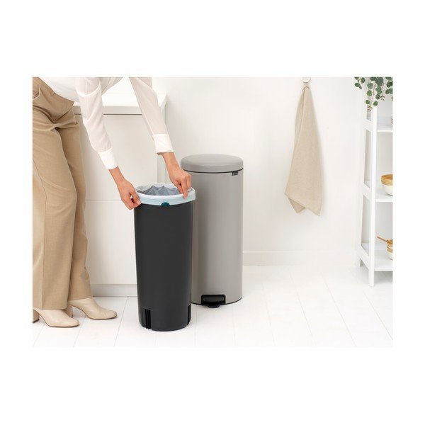 Világosszürke acél pedálos szemetes 30 l NewIcon – Brabantia-image-3
