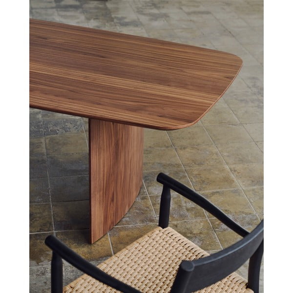 Barna étkezőasztal diófa dekorral 100x200 cm Litto – Kave Home-image-1