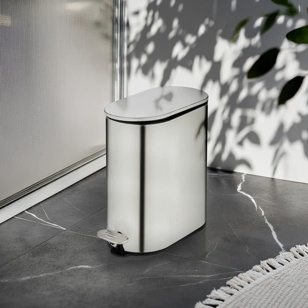Matt ezüstszínű rozsdamentes acél pedálos szemetes 5 l Collungo – Wenko-image-1