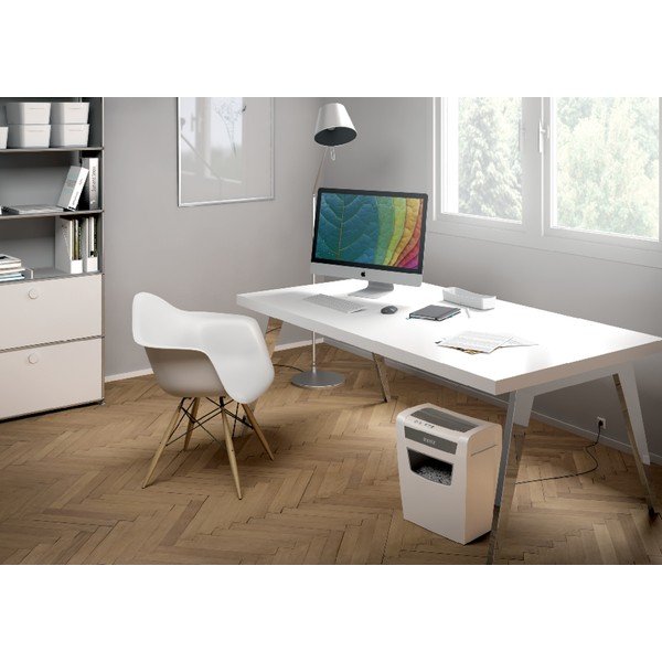 IQ Home Office iratmegsemmisítő, 35 x 42 cm - Leitz-image-1