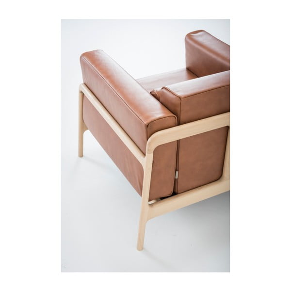 Fawn fotel tömör tölgyfa konstrukcióból konyakbarna bivalybőr ülőpárnával - Gazzda-image-4