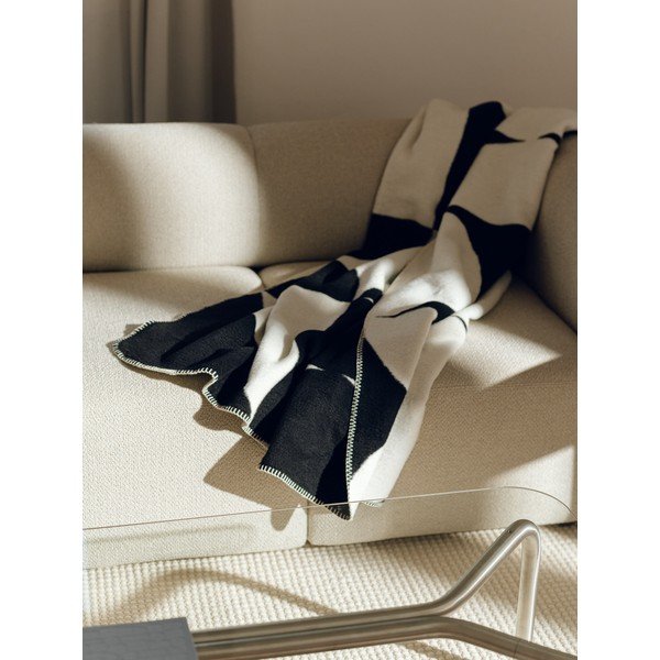 Fekete-krémszínű takaró 150x200 cm Tul – noo.ma-image-1