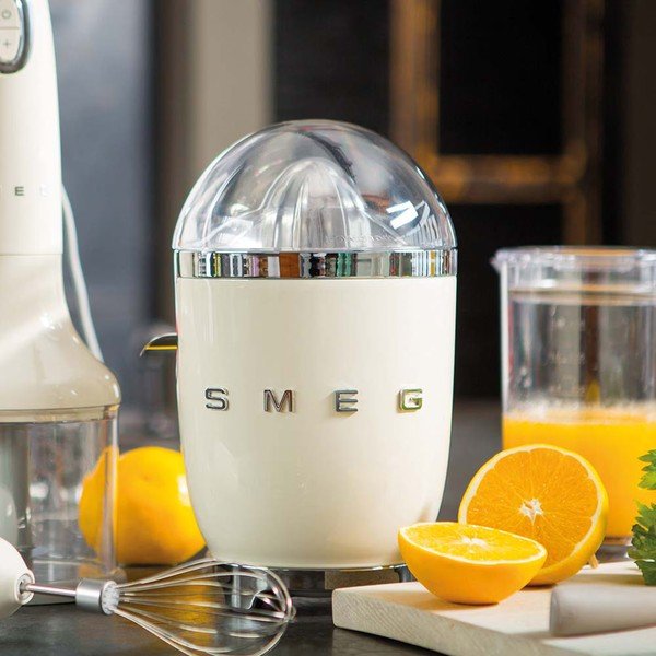 Krémszínű gyümölcsfacsaró 50's Retro Style – SMEG-image-1