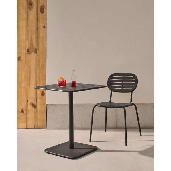 Acél kerti étkezőasztal 70x70 cm Brai – Kave Home-image-1