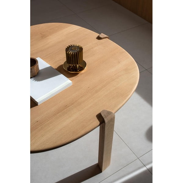 Natúr színű tölgyfa kerek dohányzóasztal ø 100 cm Kulin – Gazzda-image-1