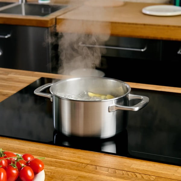 Indukciós tűzhelyhez alkalmas rozsdamentes acél lábas fedővel 4 l Lucca 3.0 – FABINI-image-1