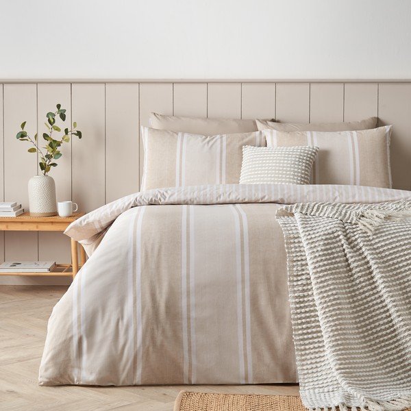 Bézs egyszemélyes ágyneműhuzat 135x200 cm Banded Stripe – Catherine Lansfield-image-1