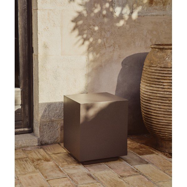 Beton kerti kisasztal 35x35 cm Rustella – Kave Home-image-1