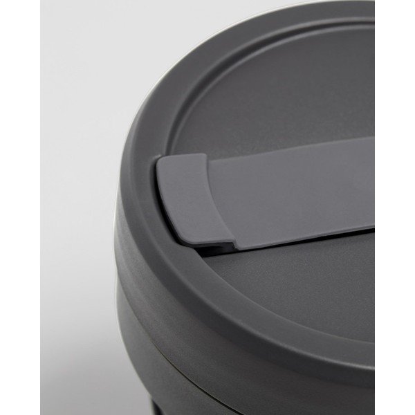 Titan Carbon antracitszürke összecsukható utazópohár, 710 ml - Stojo-image-4
