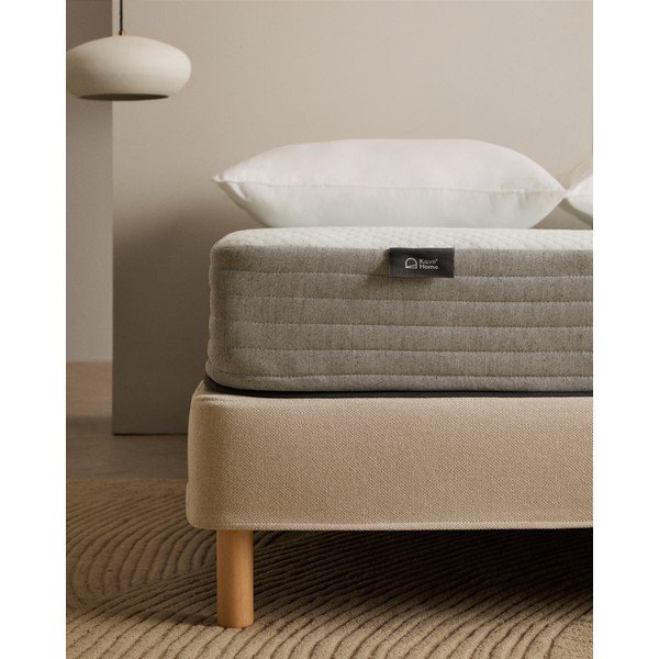 Közepes keménységű hőszabályozó hab matrac 135x190 cm Yoko – Kave Home-image-4