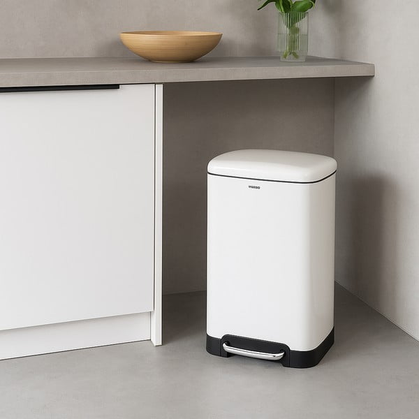 Fehér pedálos szemetes, 30 l - Wenko-image-1