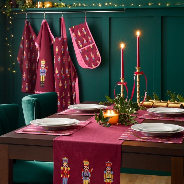 Pamut konyharuha szett 4 db-os karácsonyi mintával 70x50 cm Christmas Nutcracker – Catherine Lansfield-image-2