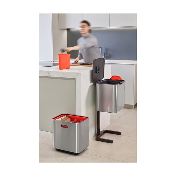 Ezüstszínű acél szelektív szemetes 60 l Totem Max – Joseph Joseph-image-4