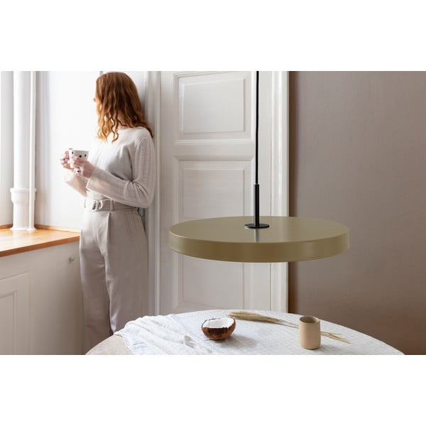 Világosbarna LED függőlámpa fém búrával ø 43 cm Asteria Medium – UMAGE-image-4