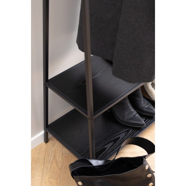 Fekete ruhatartó állvány kőrisfa dekorral Seaford – Actona-image-4