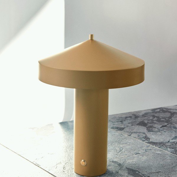 Okkersárga fém asztali lámpa (magasság 41 cm) Hatto – OYOY Living Design-image-1