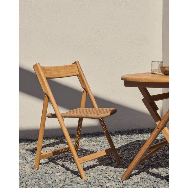 Barna-natúr színű tömörfa kerti szék Dandara – Kave Home-image-1