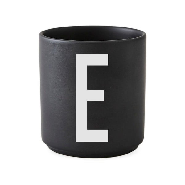 Alphabet E fekete porcelánbögre, 250 ml - Design Letters