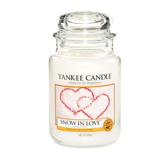 Szív a hóban illatgyertya, égési idő 110 óra - Yankee Candle