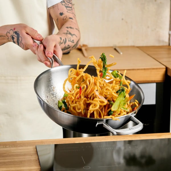 Wok rozsdamentes acél serpenyő fedővel ø 30 cm Lucca 3.0 – FABINI-image-1